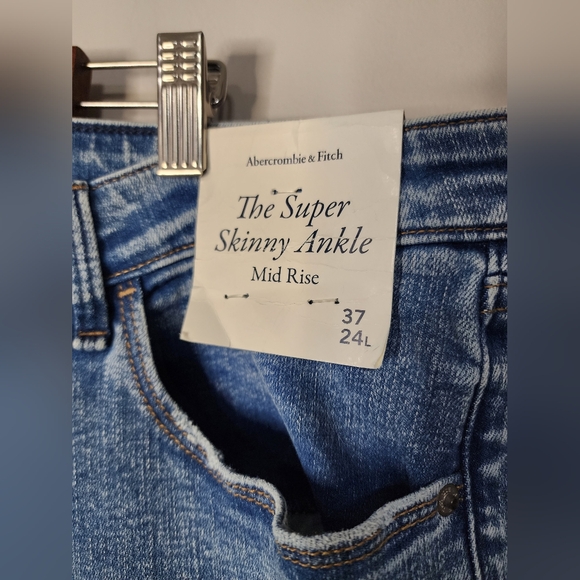 Abercrombie & Fitch Jeans Size 37 - Picture 3 of 3